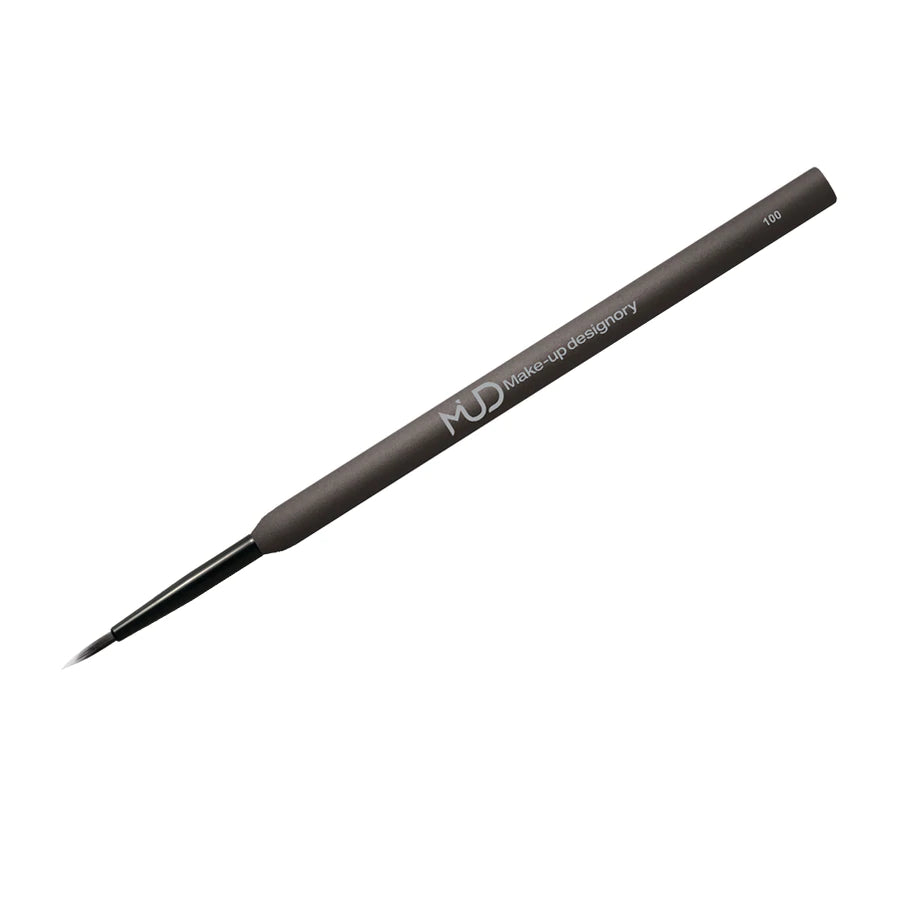 Make-up brushes